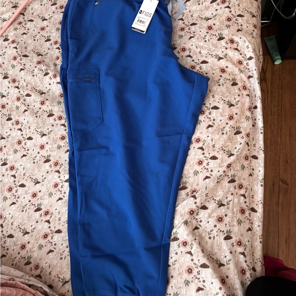 Figs Blue Scrub Set - Picture 4 of 5